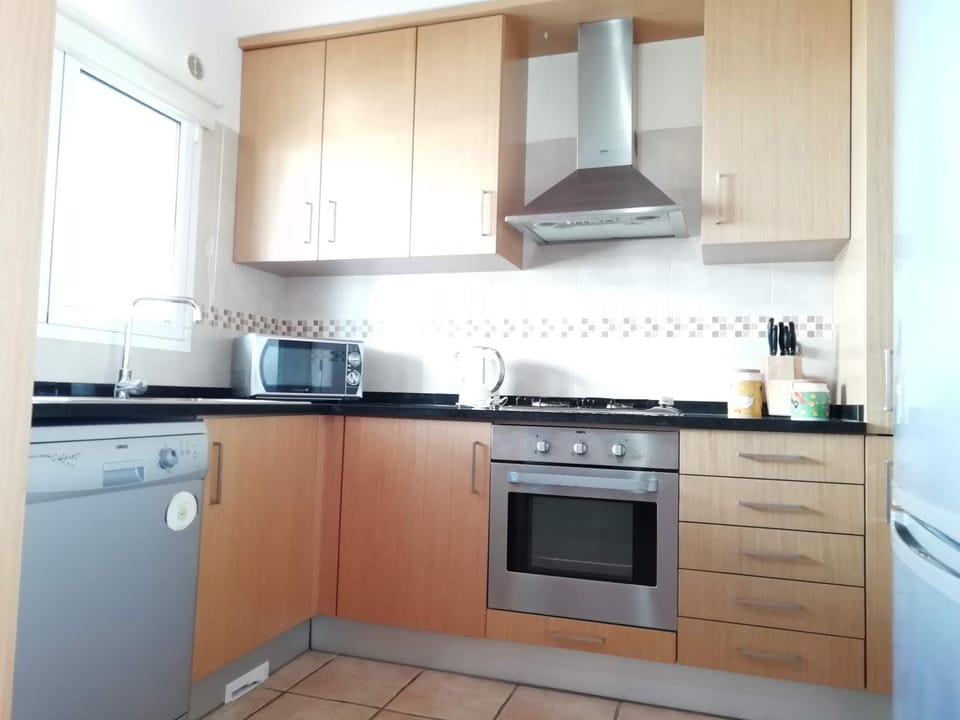 Kitchen or kitchenette, dishwasher, minibar, pet friendly, stove, toaster