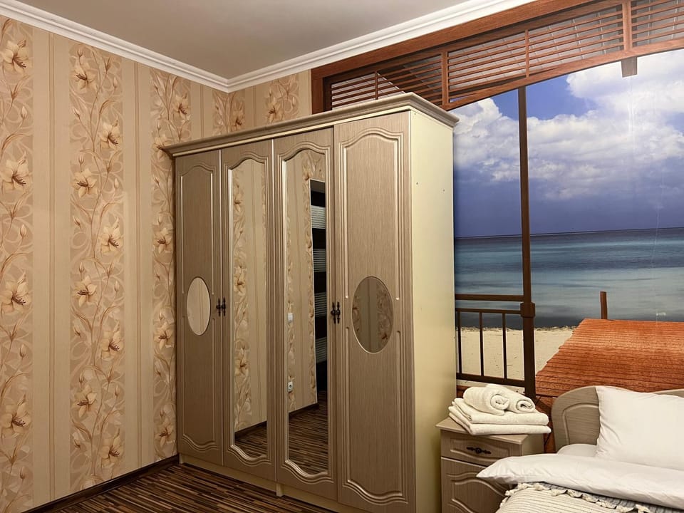 wardrobe