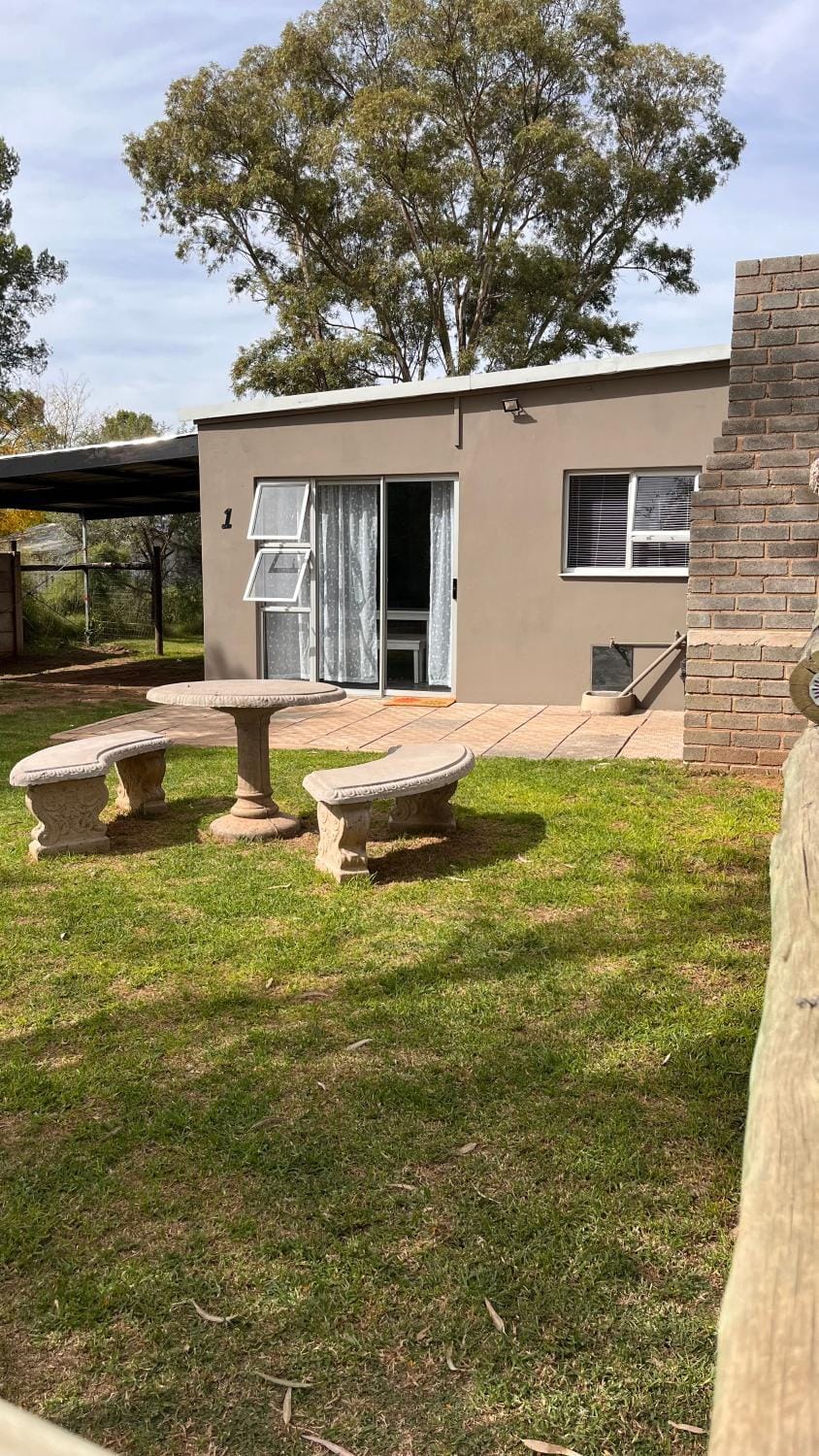 Patio, BBQ facilities