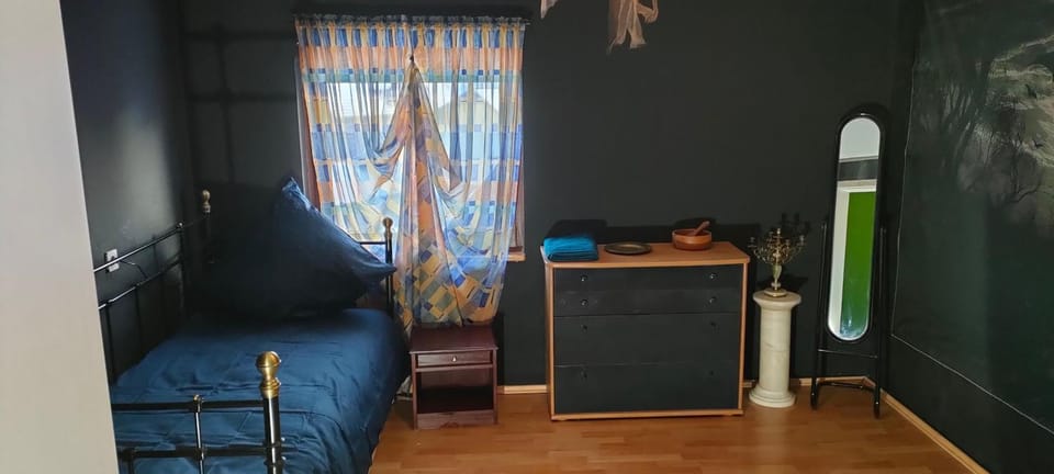 Living room, Bedroom
