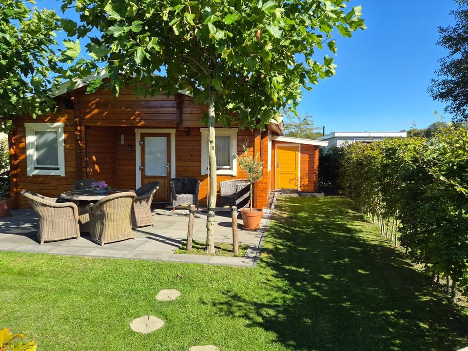 Property building, Patio, Garden, Dining area, Garden view