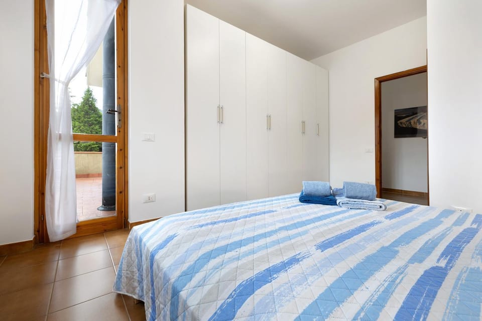 Property building, Living room, Bedroom