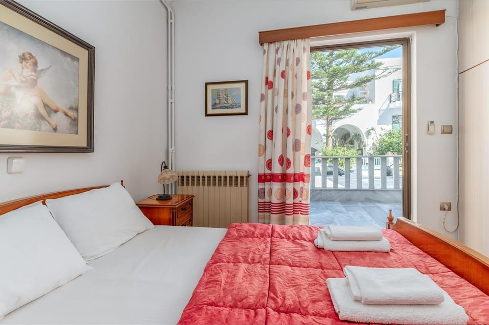 Property building, Living room, Bedroom