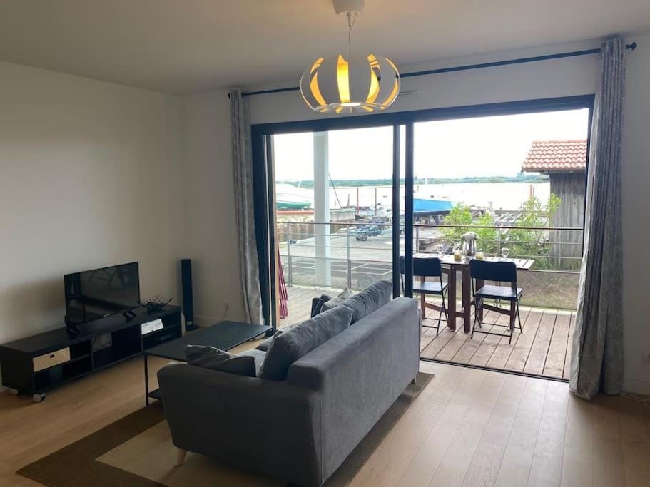 Appartement à l'entrée d'Arcachon vue bassin Apartment in Arcachon
