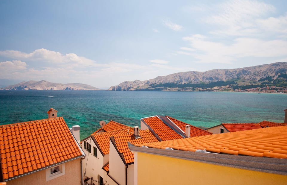 Mit Meerblick und direkt am kristallklaren Meer Apartment in Lika-Senj County