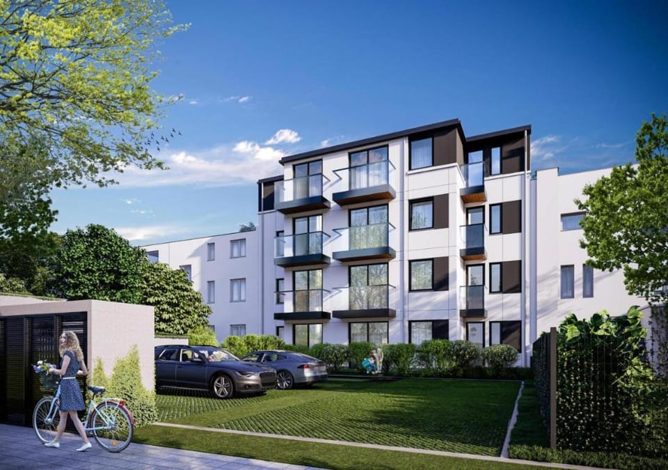 4 stars, Luxury Butterfly & Bike Apartments, Gdynia Orłowo, 15 mieszkań, z oddzielną sypialnią, windą i płatnym parkingiem, blisko drog rowerowych, niedaleko molo, golf, stadnina, adventure park, SUMMERWINTER Brand Apartment in Pomeranian Voivodeship