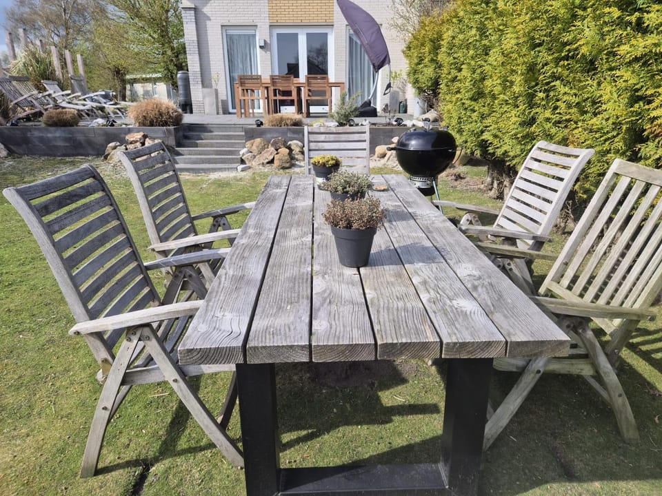 Prachtige vakantievilla aan IJsselmeer Makkum House in Friesland, Netherlands