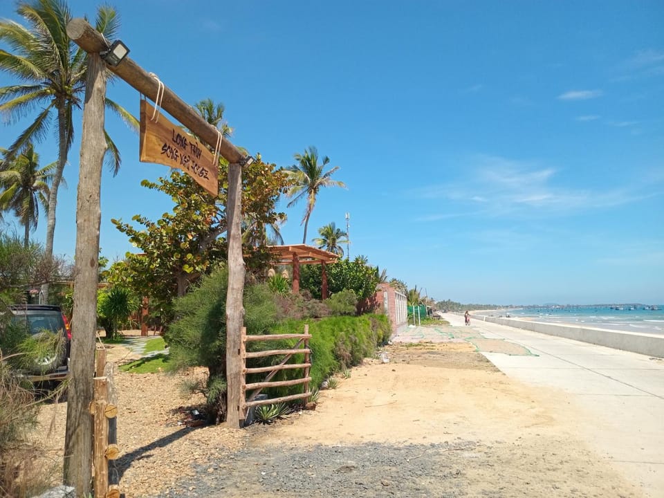 Nearby landmark, Sea view