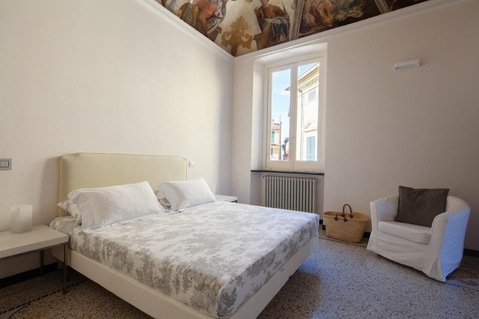 Bed, Photo of the whole room, Bedroom, wardrobe, air conditioner