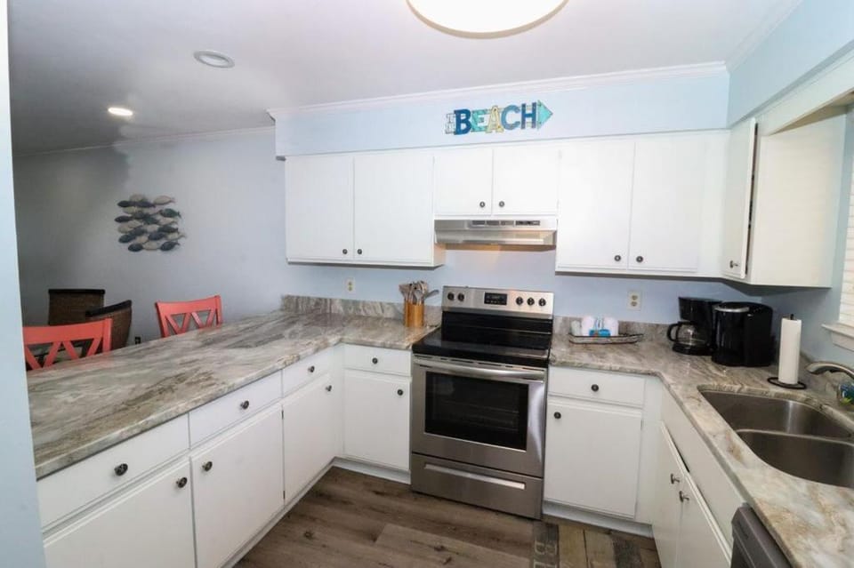 Beach Paradise on the coast of Navarre Apartment in Pensacola Beach