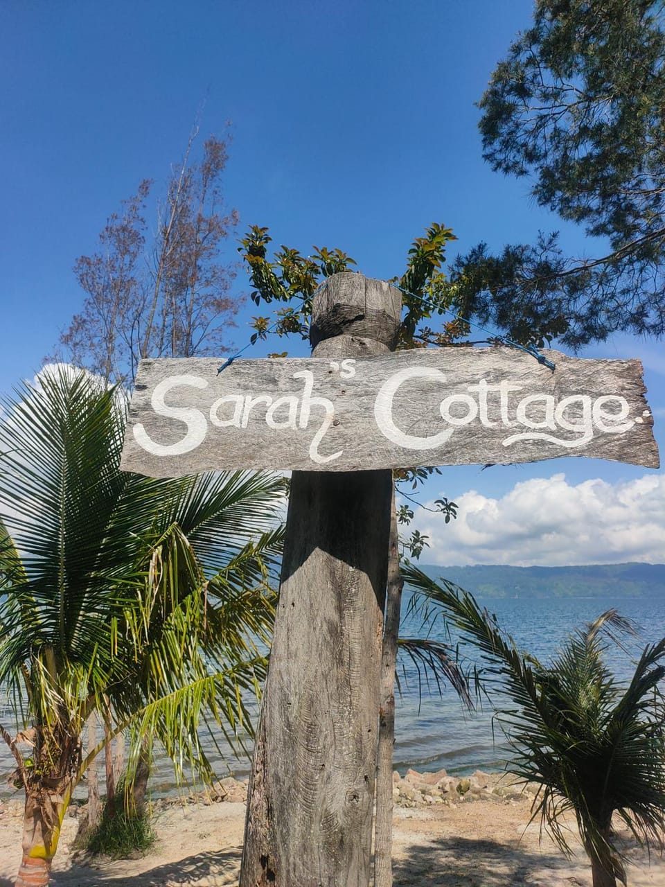 Sarah's Cottage Toba Samosir Bed and Breakfast in Indonesia