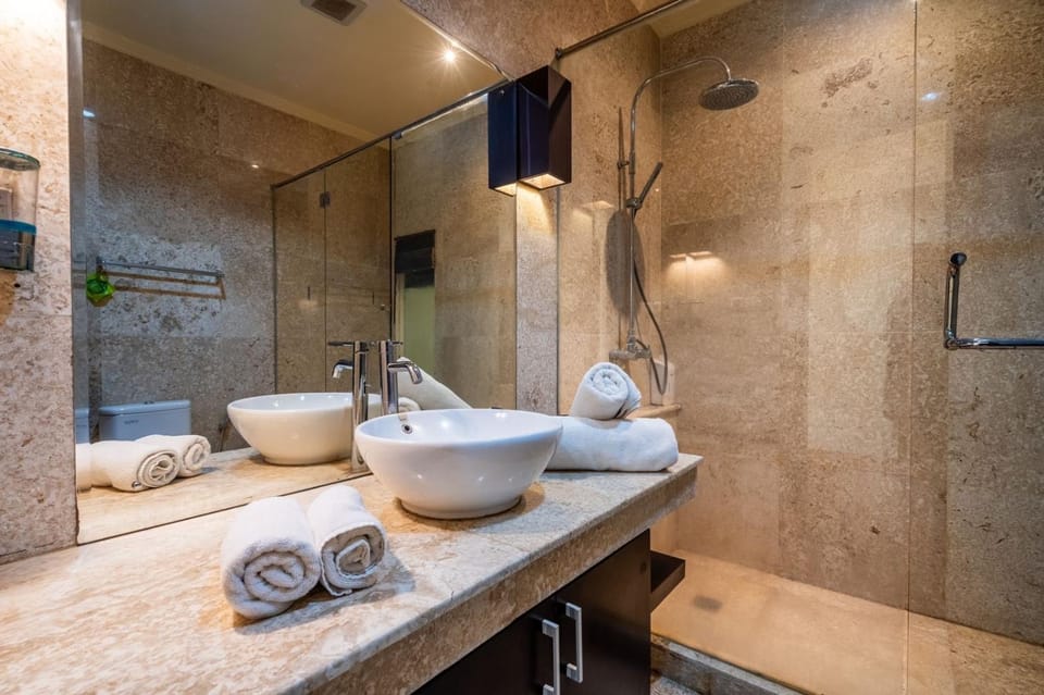 Private villa with private pool near GWK Villa in Bali