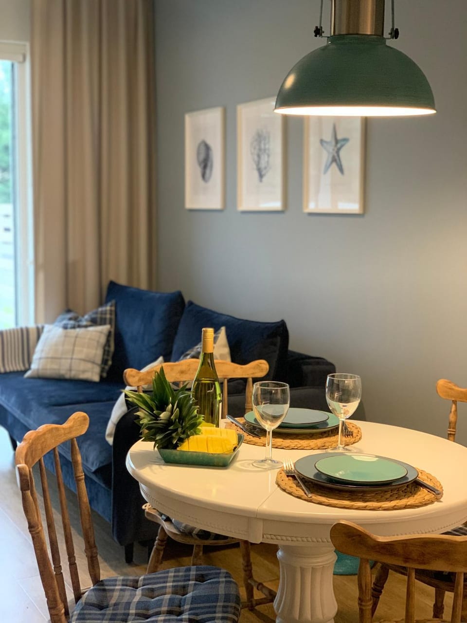 Living room, Seating area, Dining area