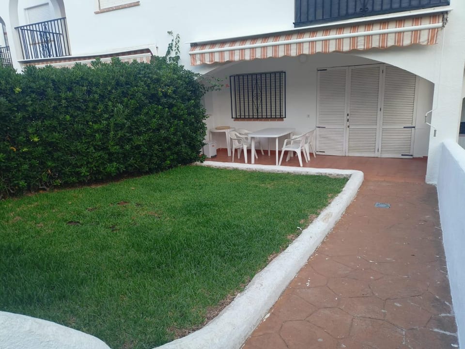 Property building, Garden