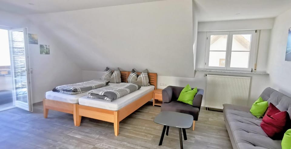 Bed, Seating area, Bedroom