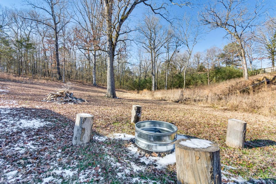 Searcy Retreat Home Near Little Red River House in Arkansas