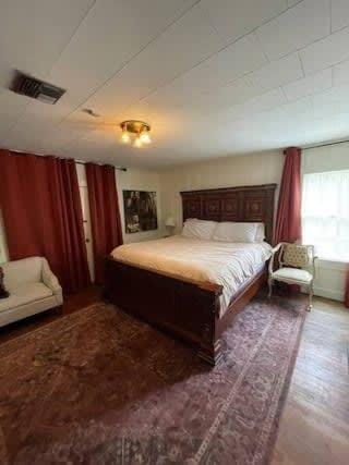 Work Crew Haven: Spacious Corporate Lodging House in Lafayette