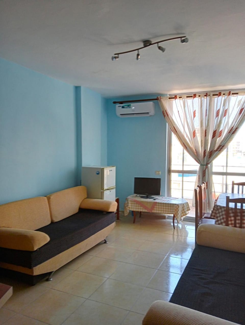 TV and multimedia, Living room, Seating area, fireplace, air conditioner