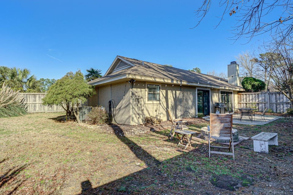 Northeast Wilmington Home ~ 5 Mi to Beach! House in Wilmington