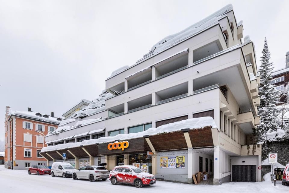 Haus Lorez B-5 Apartment in Arosa