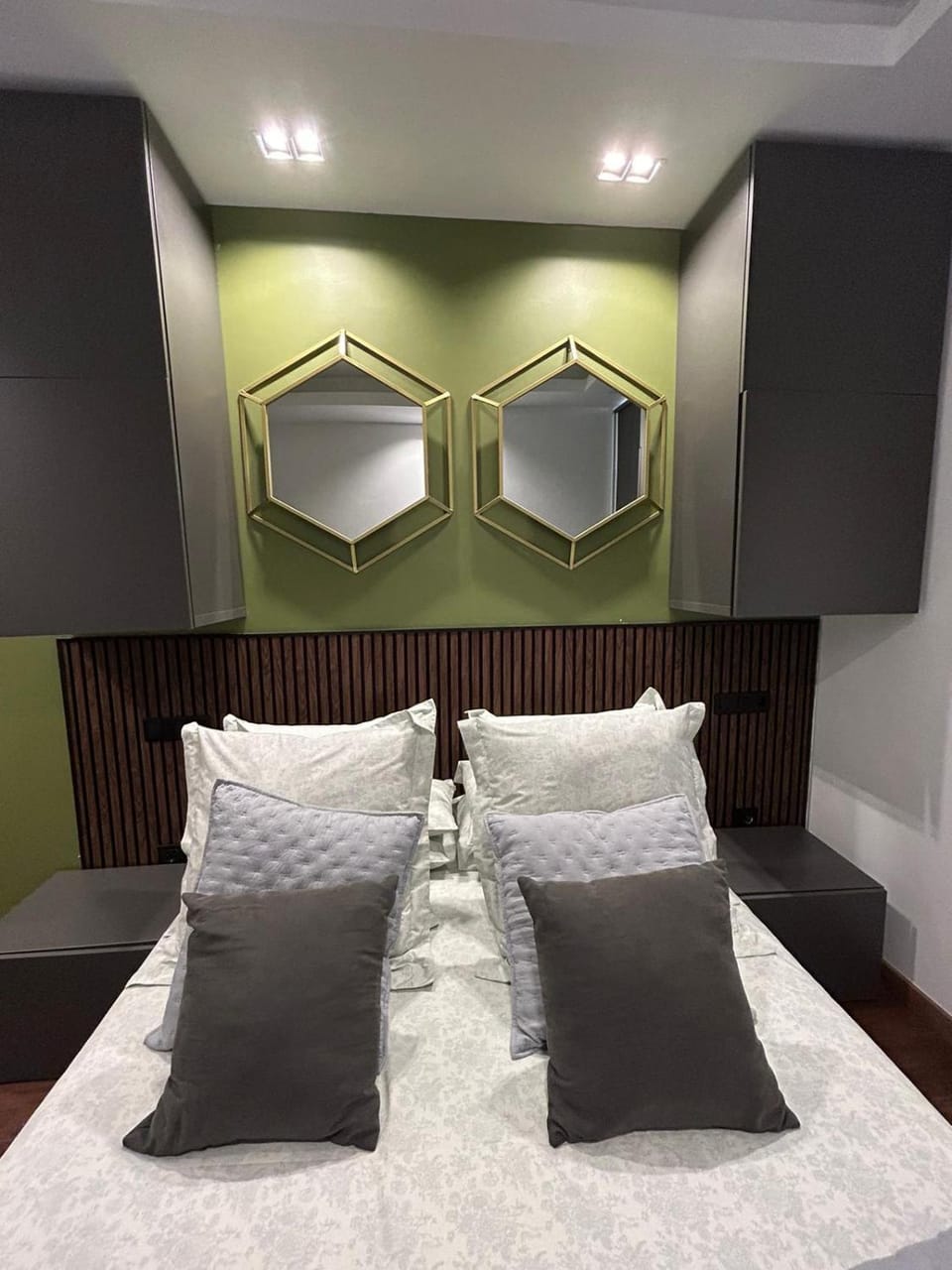 Bed, Bedroom, wardrobe