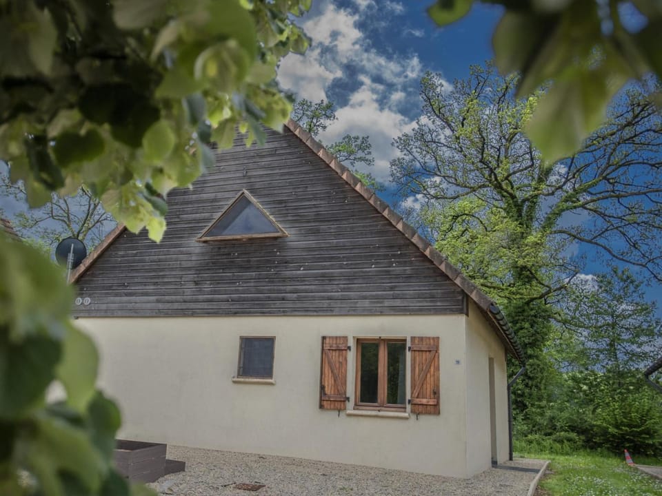 Property building, Summer