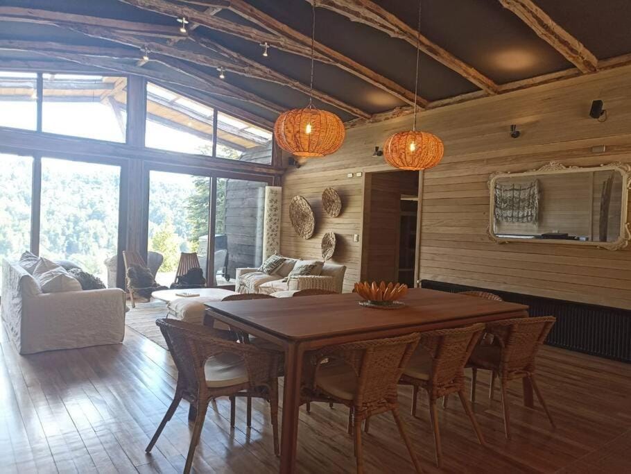Bienvenidos a su refugio Chiloé House in Los Lagos, Chile