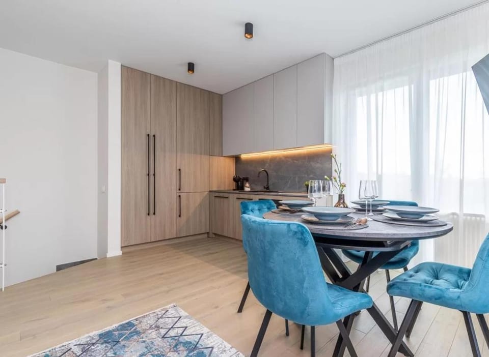 Kitchen or kitchenette, Seating area, Dining area, wardrobe