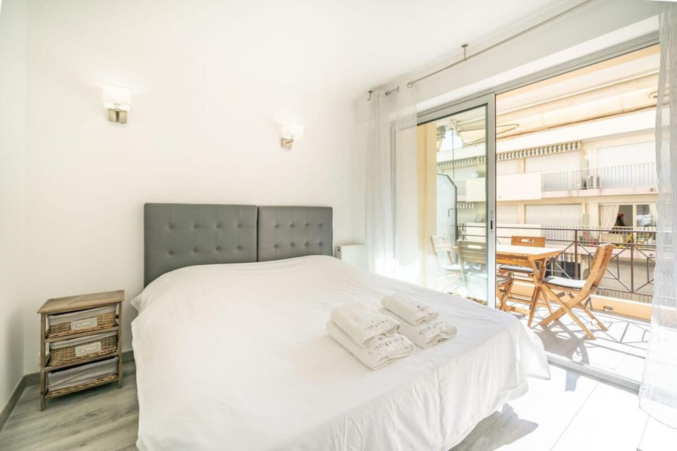 Wdf one bedroom 1 min walk to Martinez hotel Apartment in Cannes