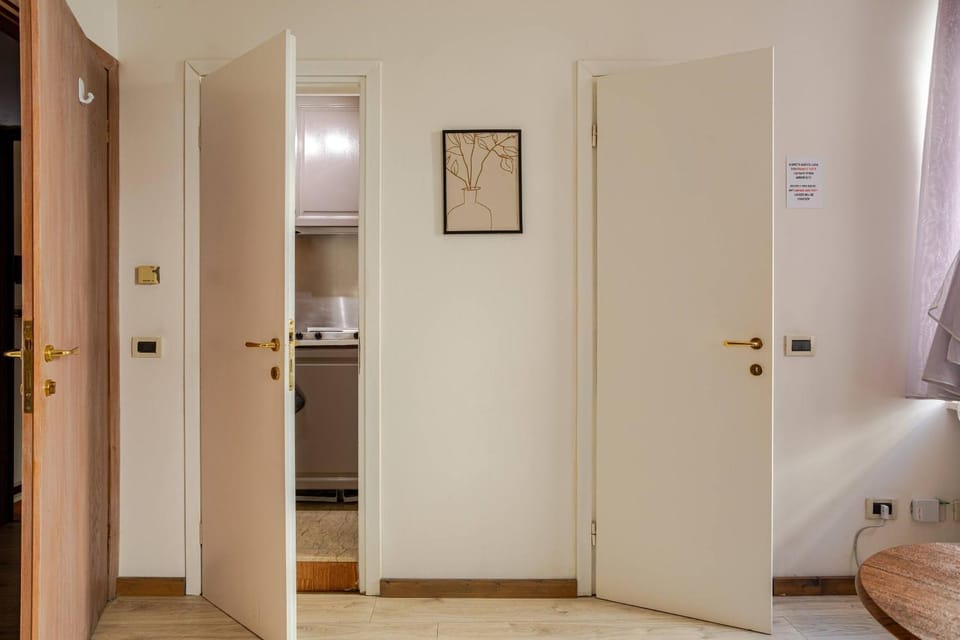 Bathroom, kitchen