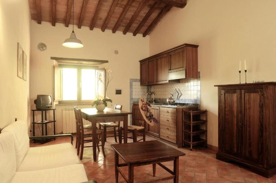 Agriturismo Monacianello - Fontebelvedere wine estate Apartment hotel in Tuscany