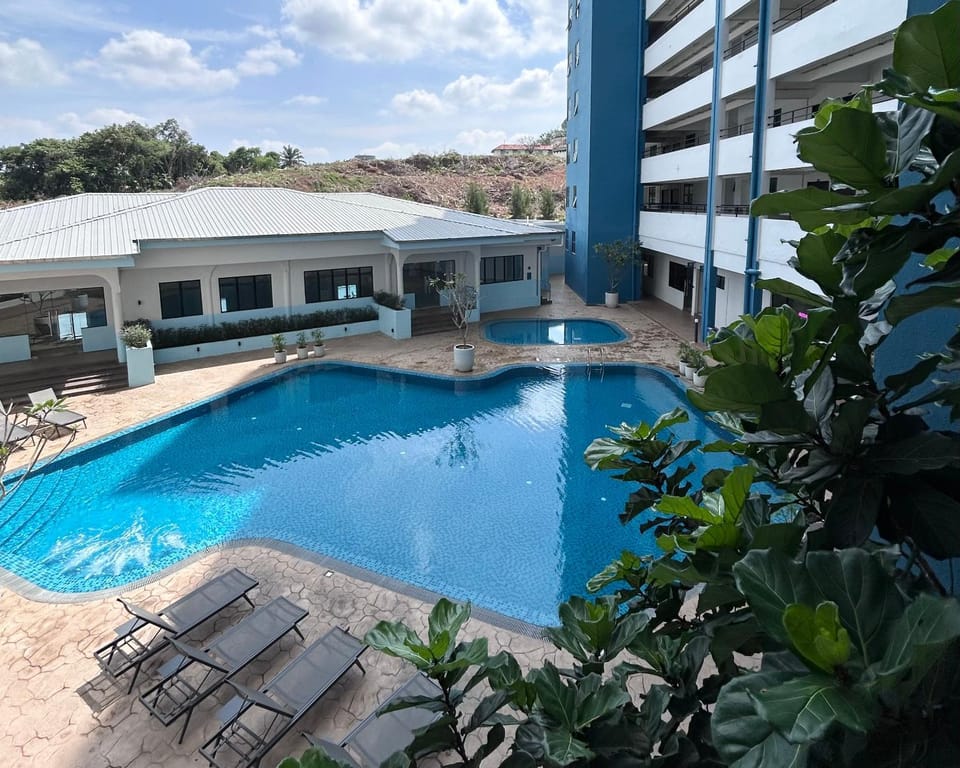 Property building, Swimming pool