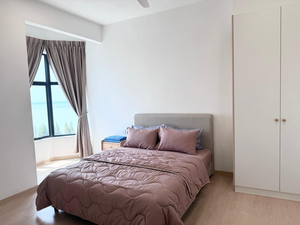 Bed, Photo of the whole room, Bedroom, wardrobe