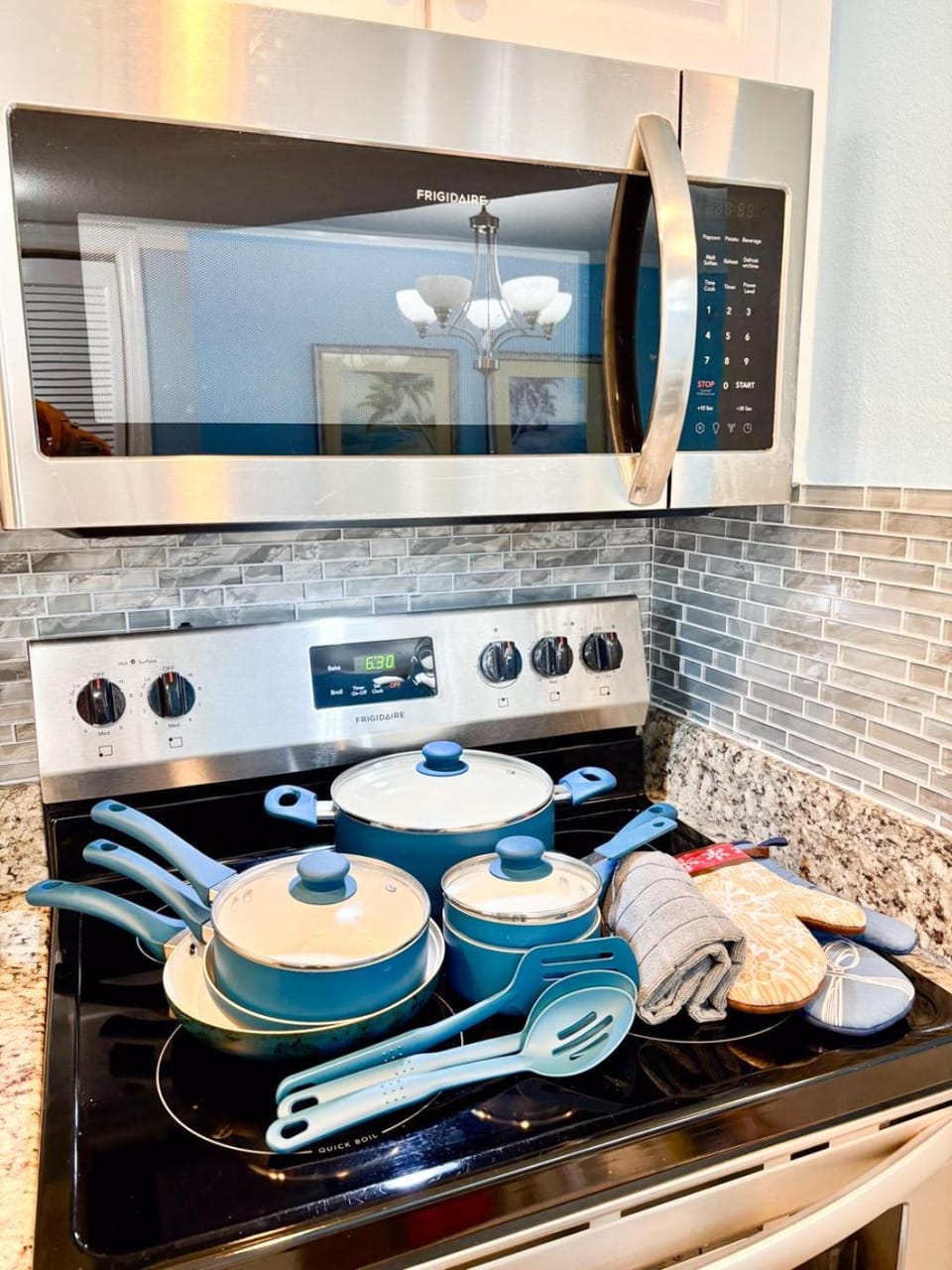 Kitchen or kitchenette, toaster