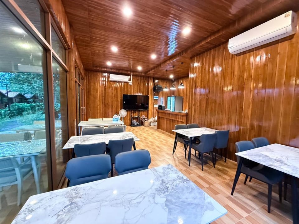 Song Lay Resort, Koh Mook, Trang THAILAND Chalet in Thailand