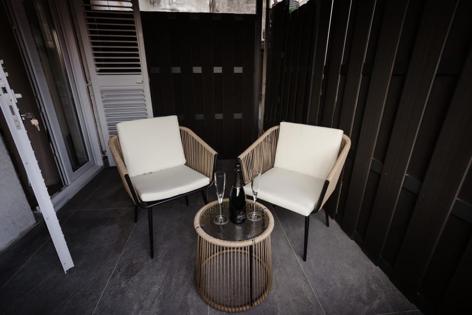 Balcony/Terrace, Seating area