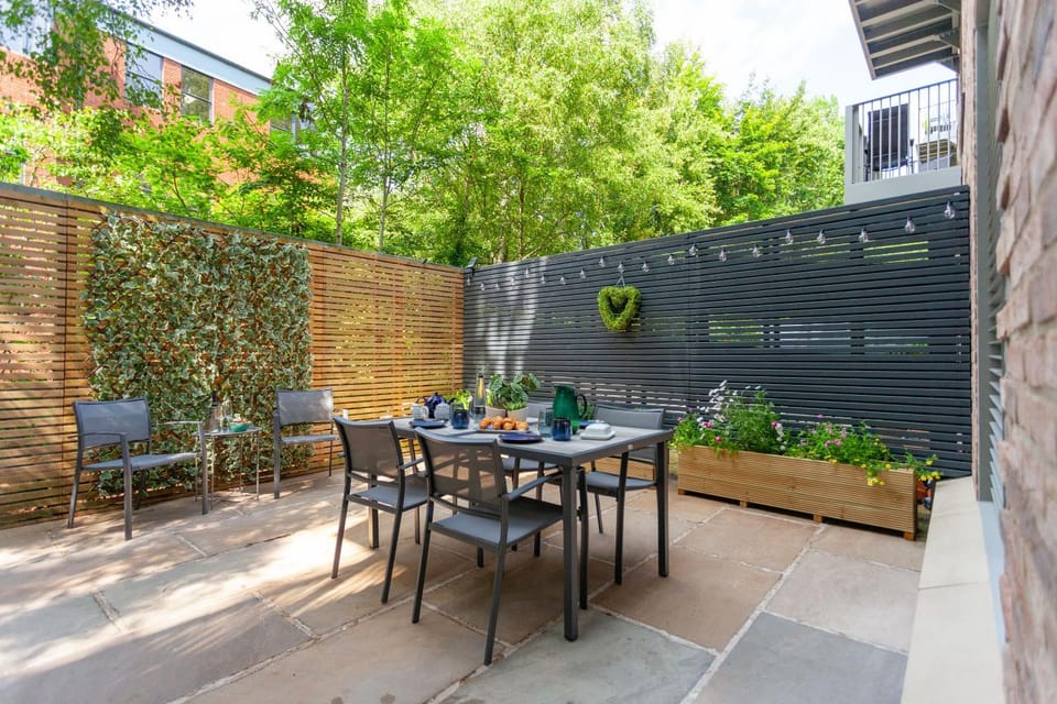 Balcony/Terrace, Dining area
