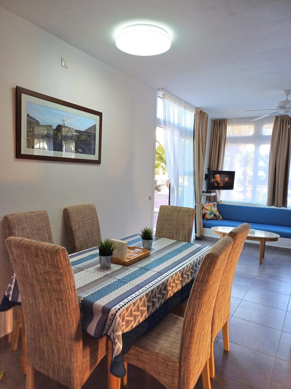 Living room, Dining area