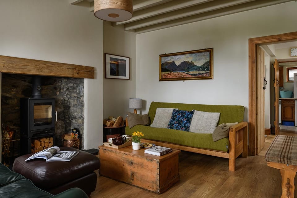Uwch-Y-Mor House in Wales