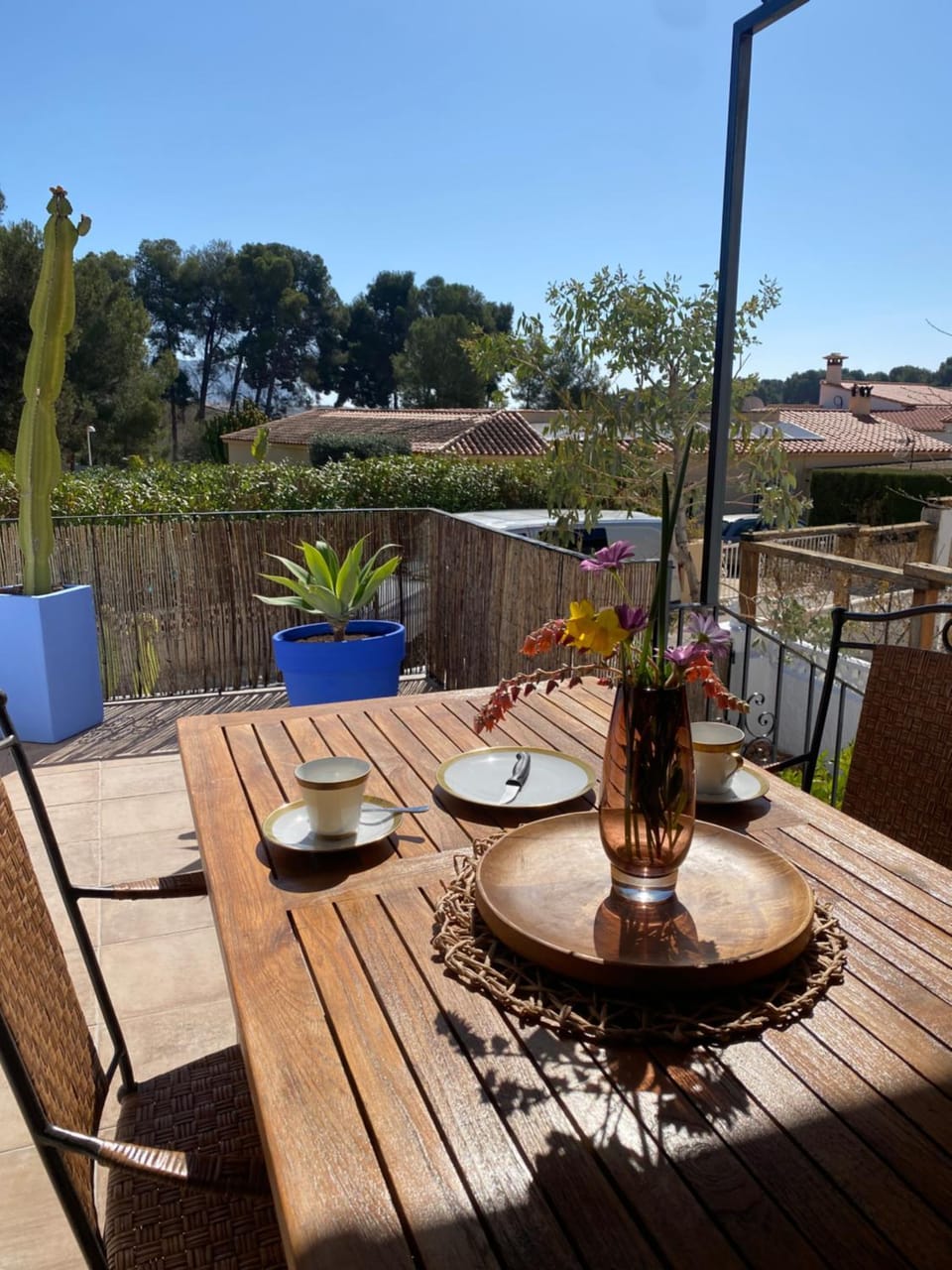Day, View (from property/room), Balcony/Terrace, Food and drinks, Dining area