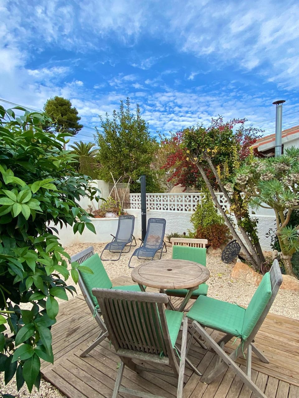 Patio, Garden, Garden view, sunbed