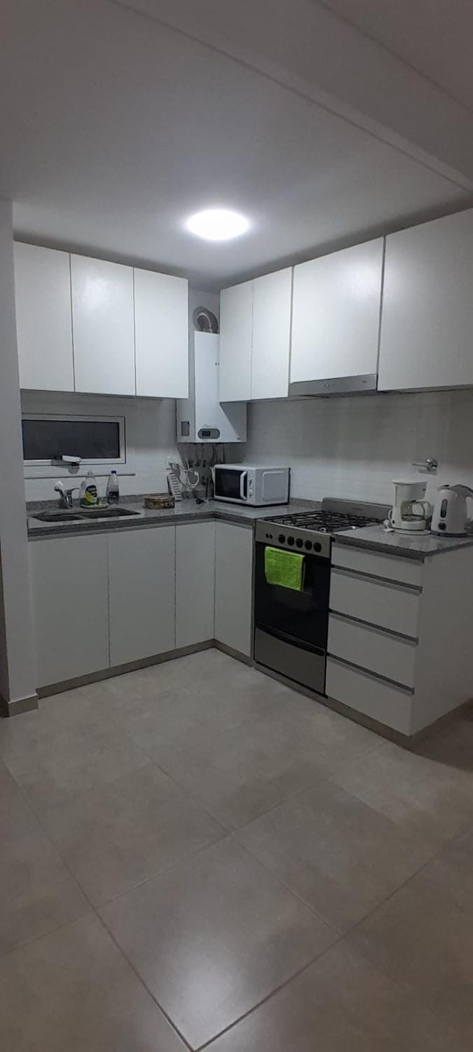 Kitchen or kitchenette, minibar, pet friendly, stove