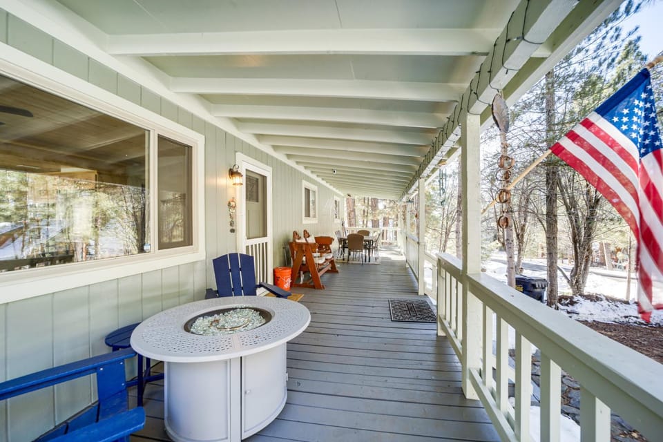 Deck & Fire Pit: Modern Munds Park Retreat! House in Munds Park