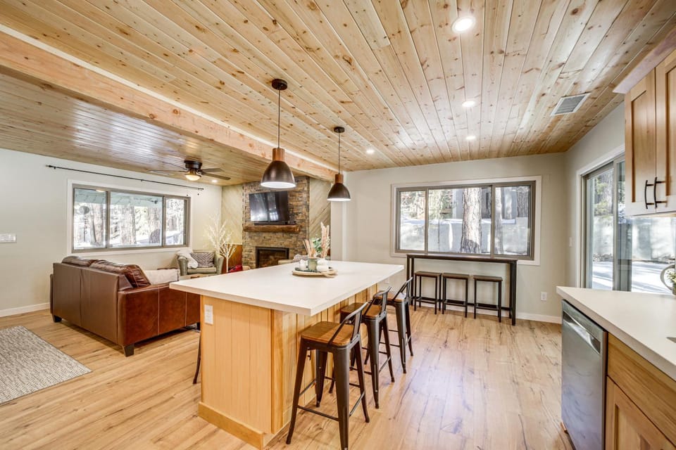 Deck & Fire Pit: Modern Munds Park Retreat! House in Munds Park