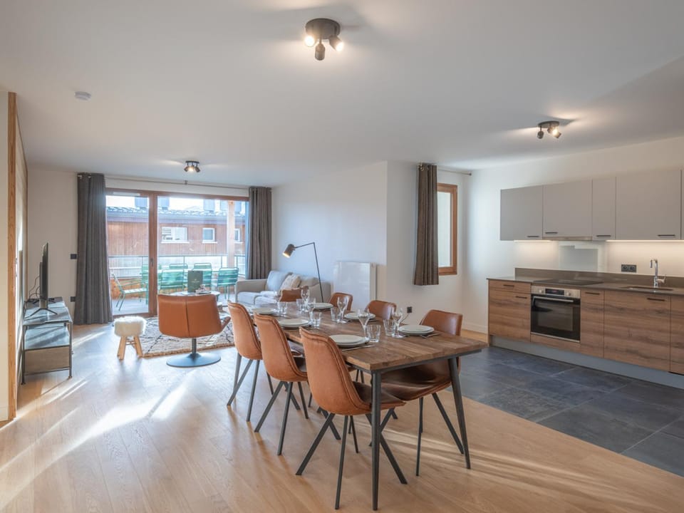 Appartement neuf 108m², centre Huez, parking, wifi, 6 personnes - FR-1-645-69 Apartment in Huez