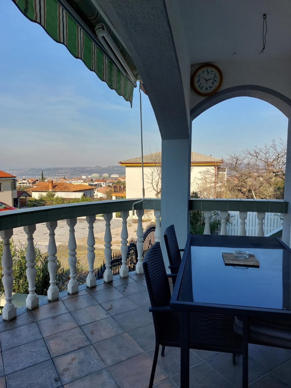 View (from property/room), Balcony/Terrace