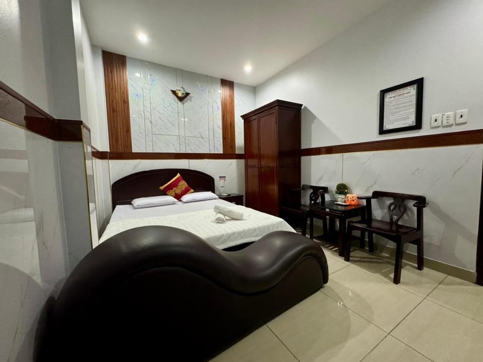 Khách Sạn Hoàng Hà Hotel in Ho Chi Minh City