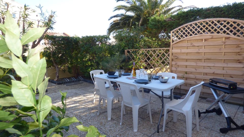 Patio, Garden, Garden view