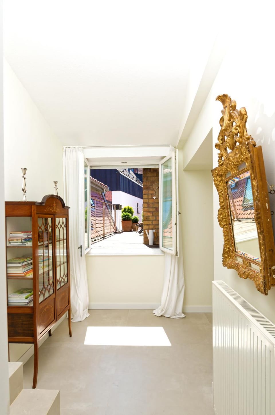 Patio, Library, wardrobe