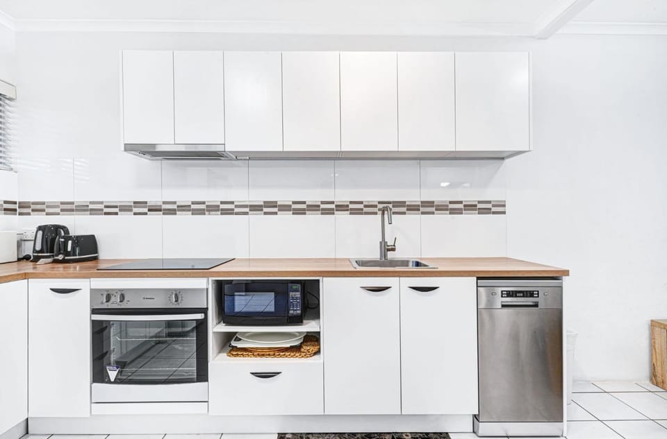 Cozie Homes - Mantaray on Macrossan Apartment in Port Douglas